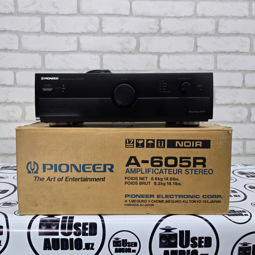 Pioneer A-605 R.