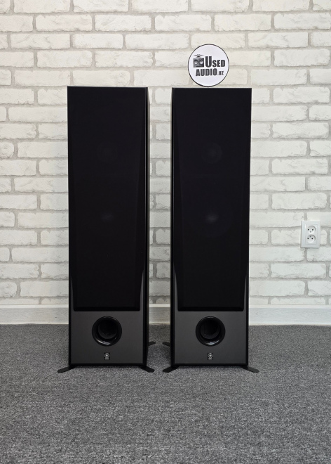 Yamaha NS-8390