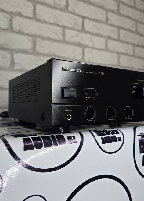 Pioneer A-335