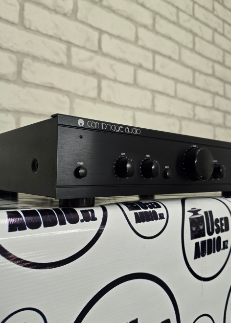 Cambridge Audio A300 v2.0